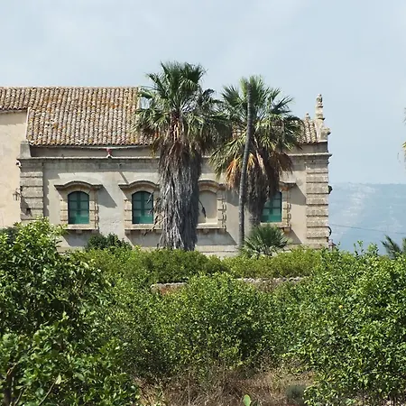 Vila Flora